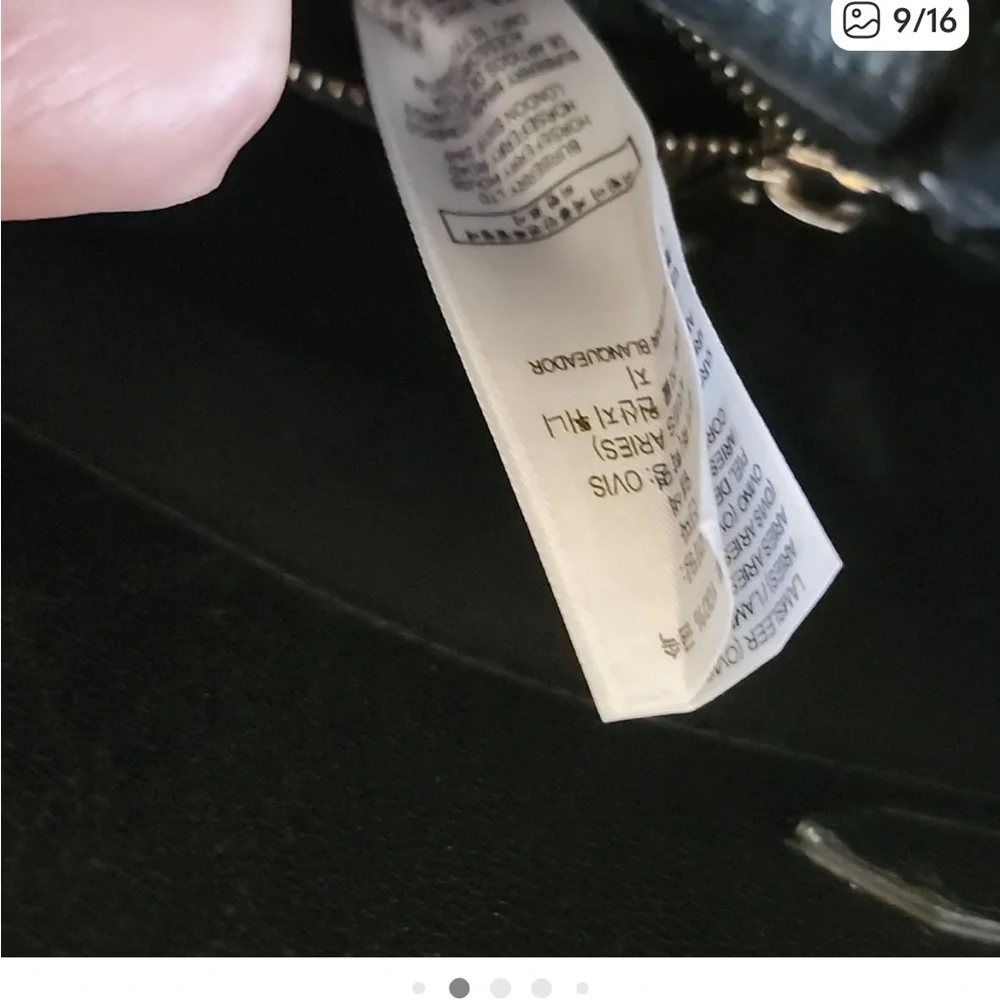 Burberry Black Textured Leather Bag with Gold Accents - Picture 5 of 9